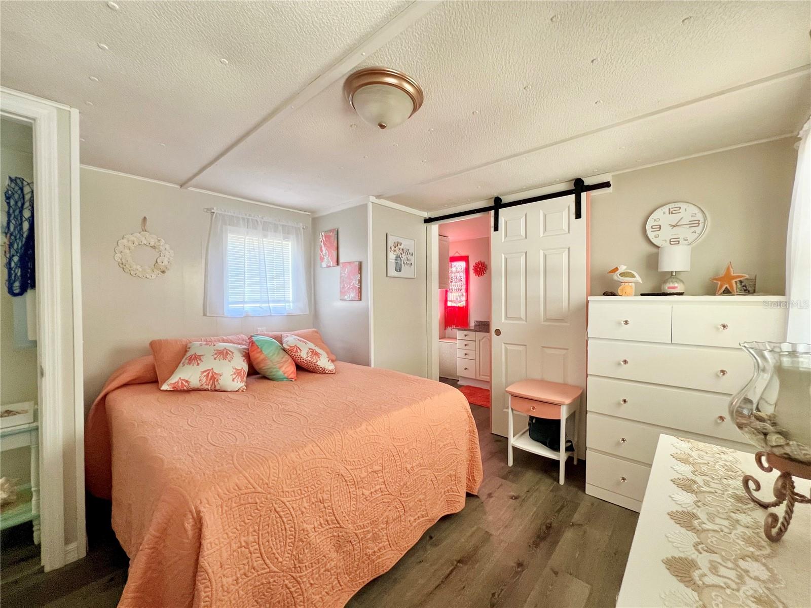 18675 US HIGHWAY 19 N #350, CLEARWATER, FL, 33764