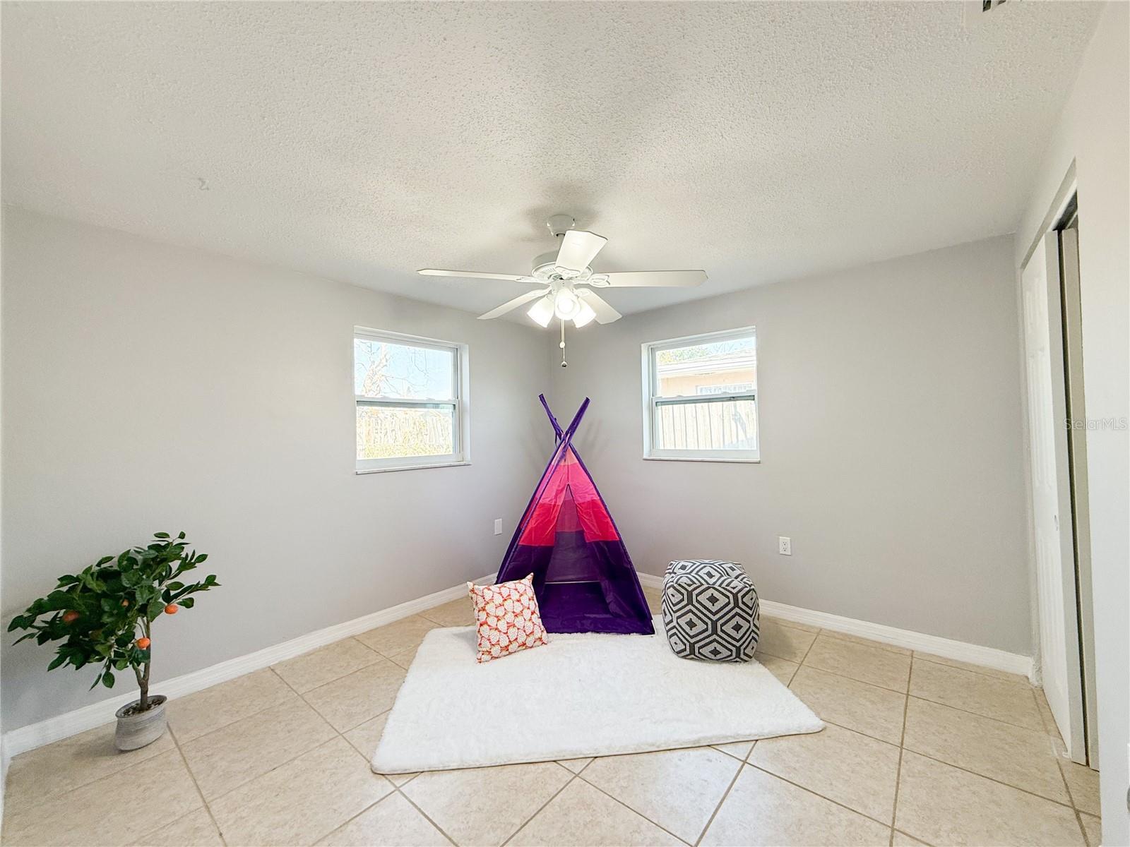 7325 IVANHOE DR, PORT RICHEY, FL, 34668