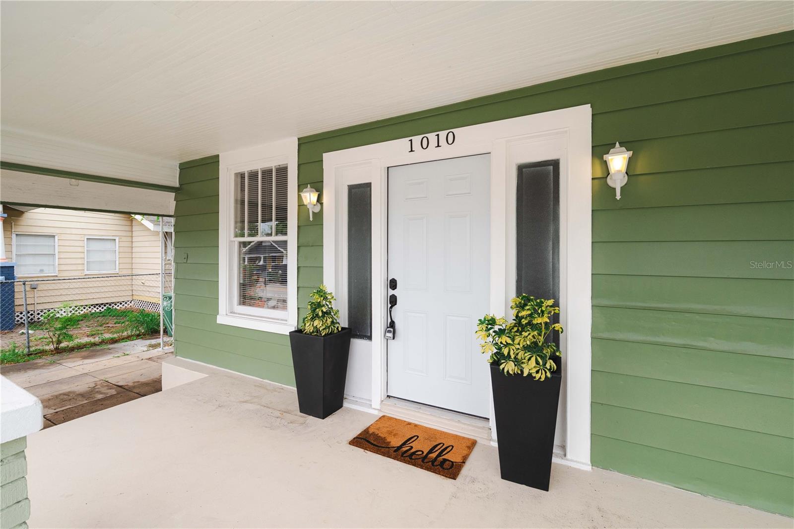 1010 E LAKE AVE, TAMPA, FL, 33605