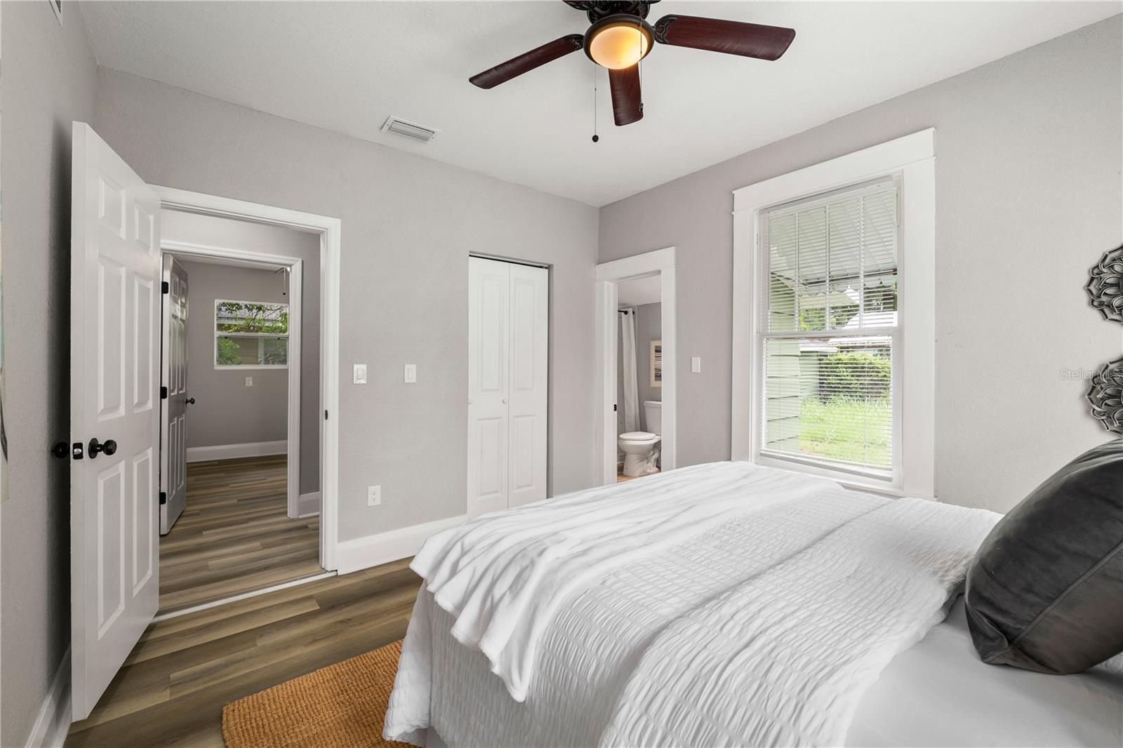 1010 E LAKE AVE, TAMPA, FL, 33605