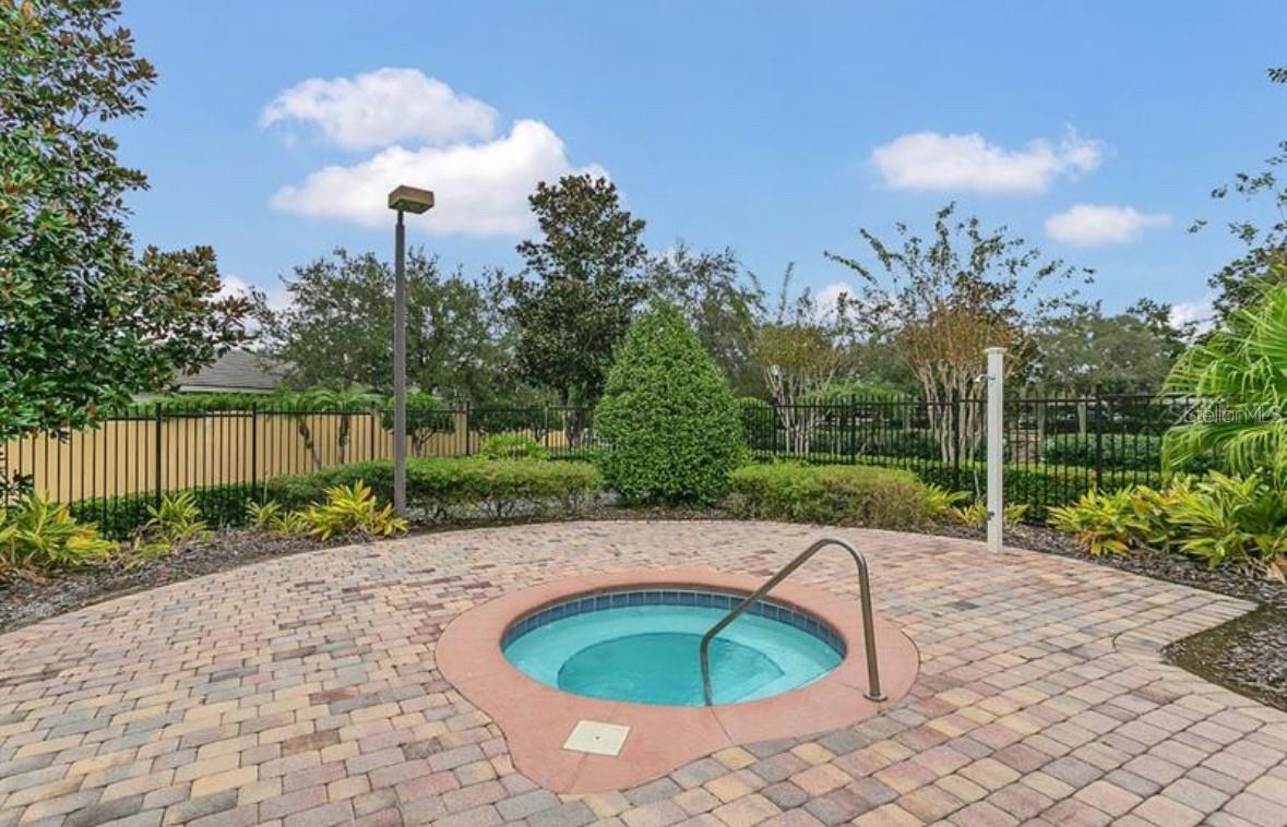 337 FERN LAKE DR, ORLANDO, FL, 32825