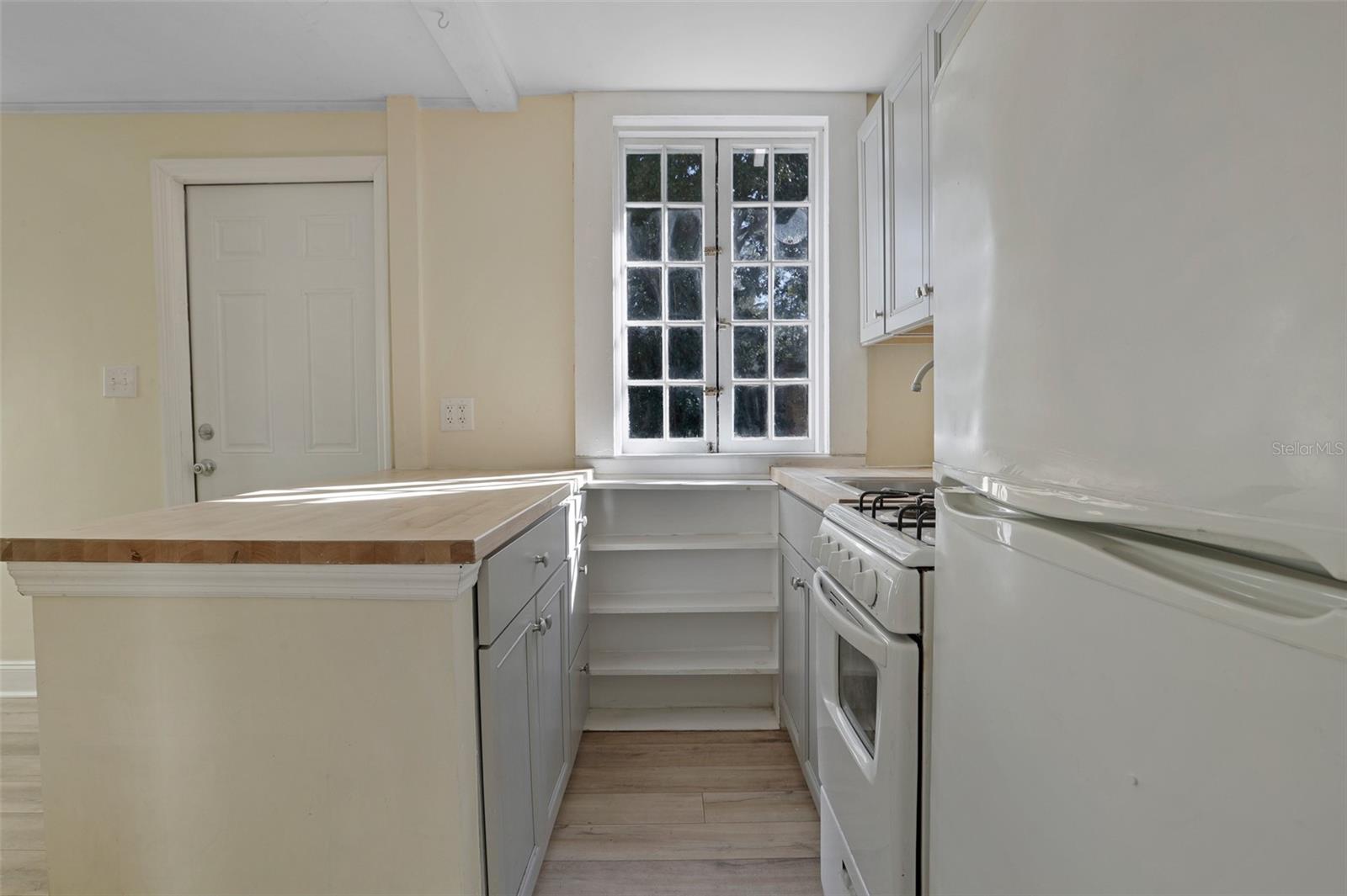723 NE 9TH AVE, GAINESVILLE, FL, 32601