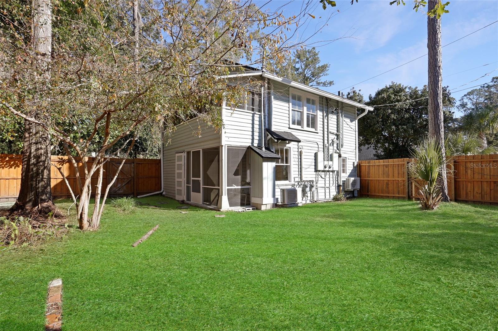 723 NE 9TH AVE, GAINESVILLE, FL, 32601