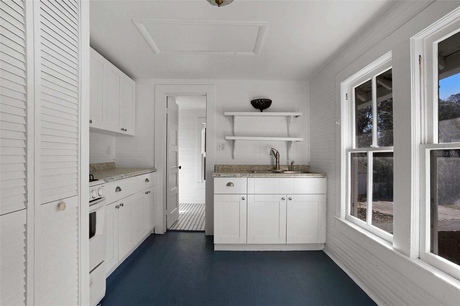 723 NE 9TH AVE, GAINESVILLE, FL, 32601