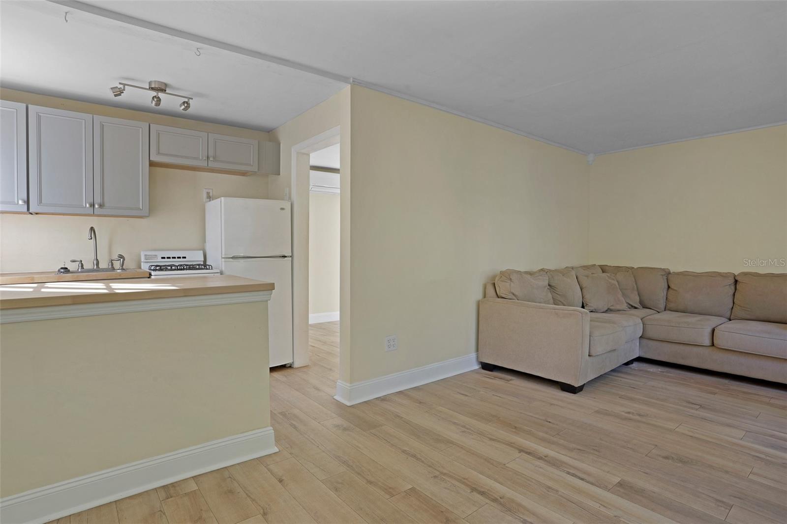 723 NE 9TH AVE, GAINESVILLE, FL, 32601