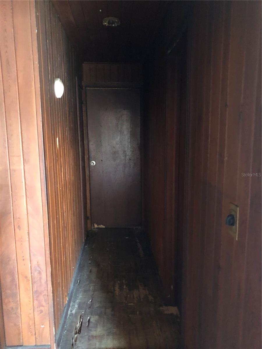 1820 E SITKA ST, TAMPA, FL, 33604