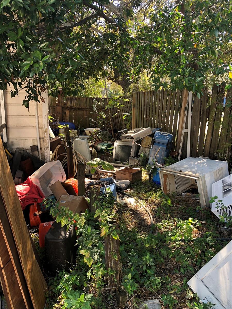 1820 E SITKA ST, TAMPA, FL, 33604