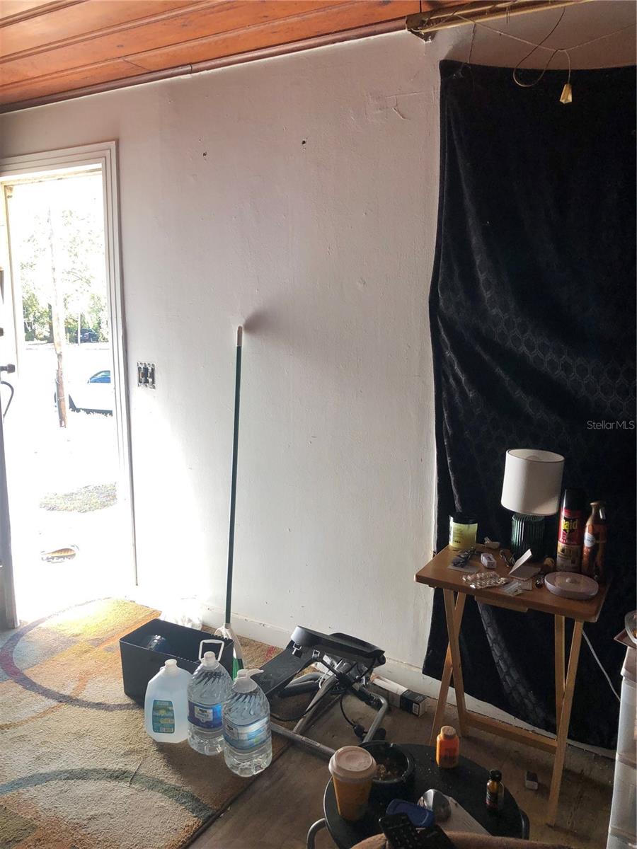 1820 E SITKA ST, TAMPA, FL, 33604