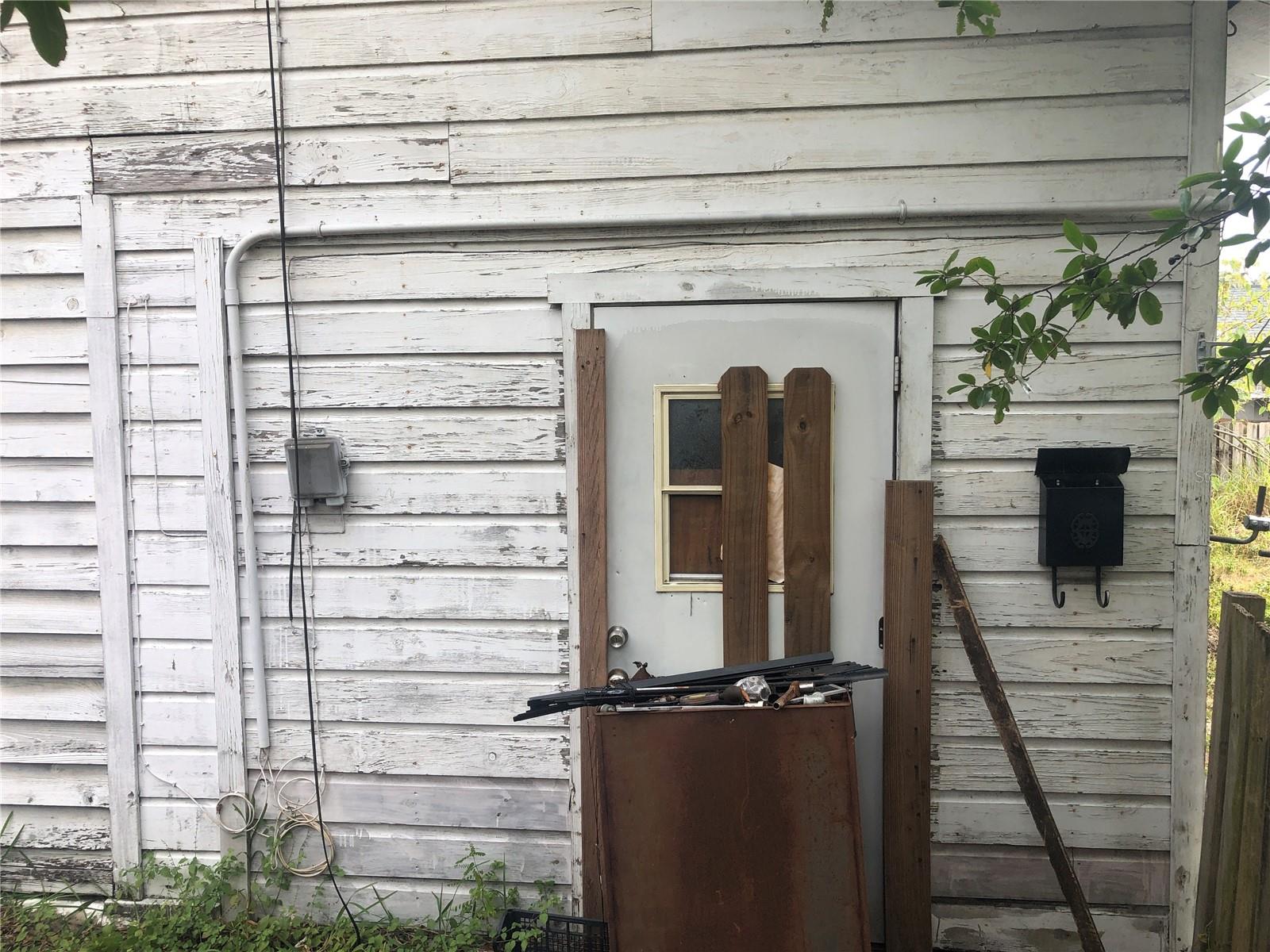 1820 E SITKA ST, TAMPA, FL, 33604