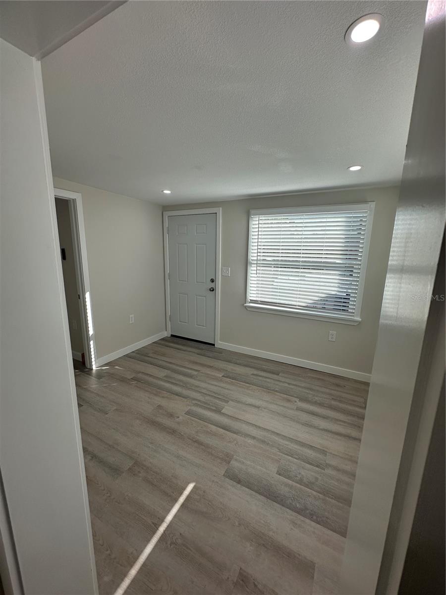 606 4TH AVE NW #2, LARGO, FL, 33770