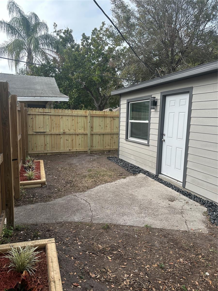 606 4TH AVE NW #2, LARGO, FL, 33770