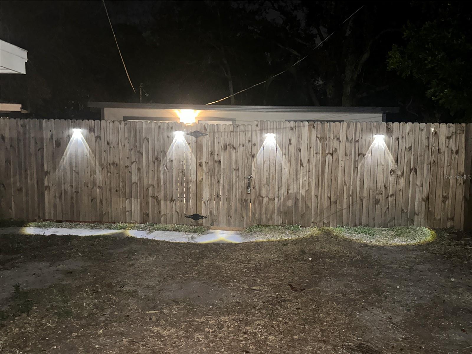 606 4TH AVE NW #2, LARGO, FL, 33770