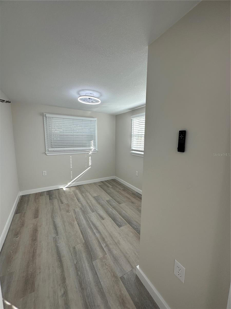 606 4TH AVE NW #2, LARGO, FL, 33770