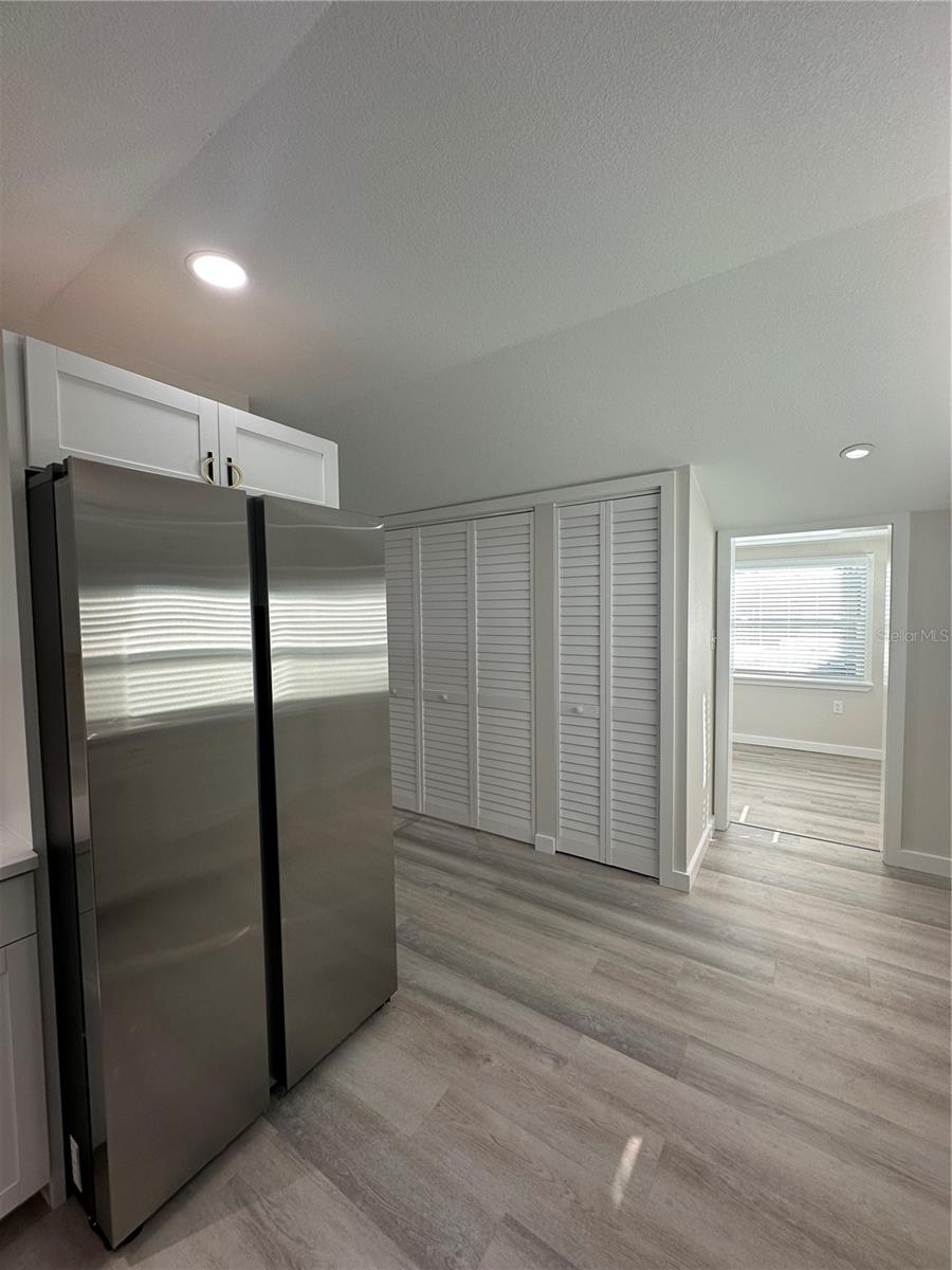 606 4TH AVE NW #2, LARGO, FL, 33770