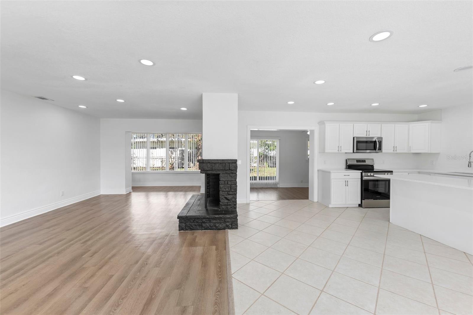 1640 SYLVESTER RD, LAKELAND, FL, 33803