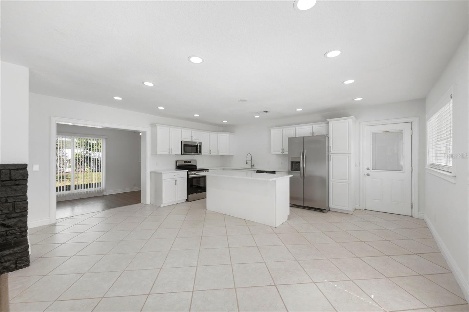 1640 SYLVESTER RD, LAKELAND, FL, 33803