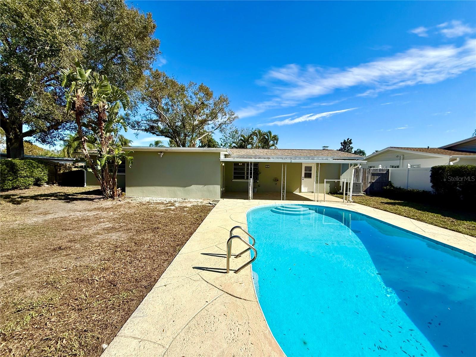 3944 E EDEN ROC CIR, TAMPA, FL, 33634