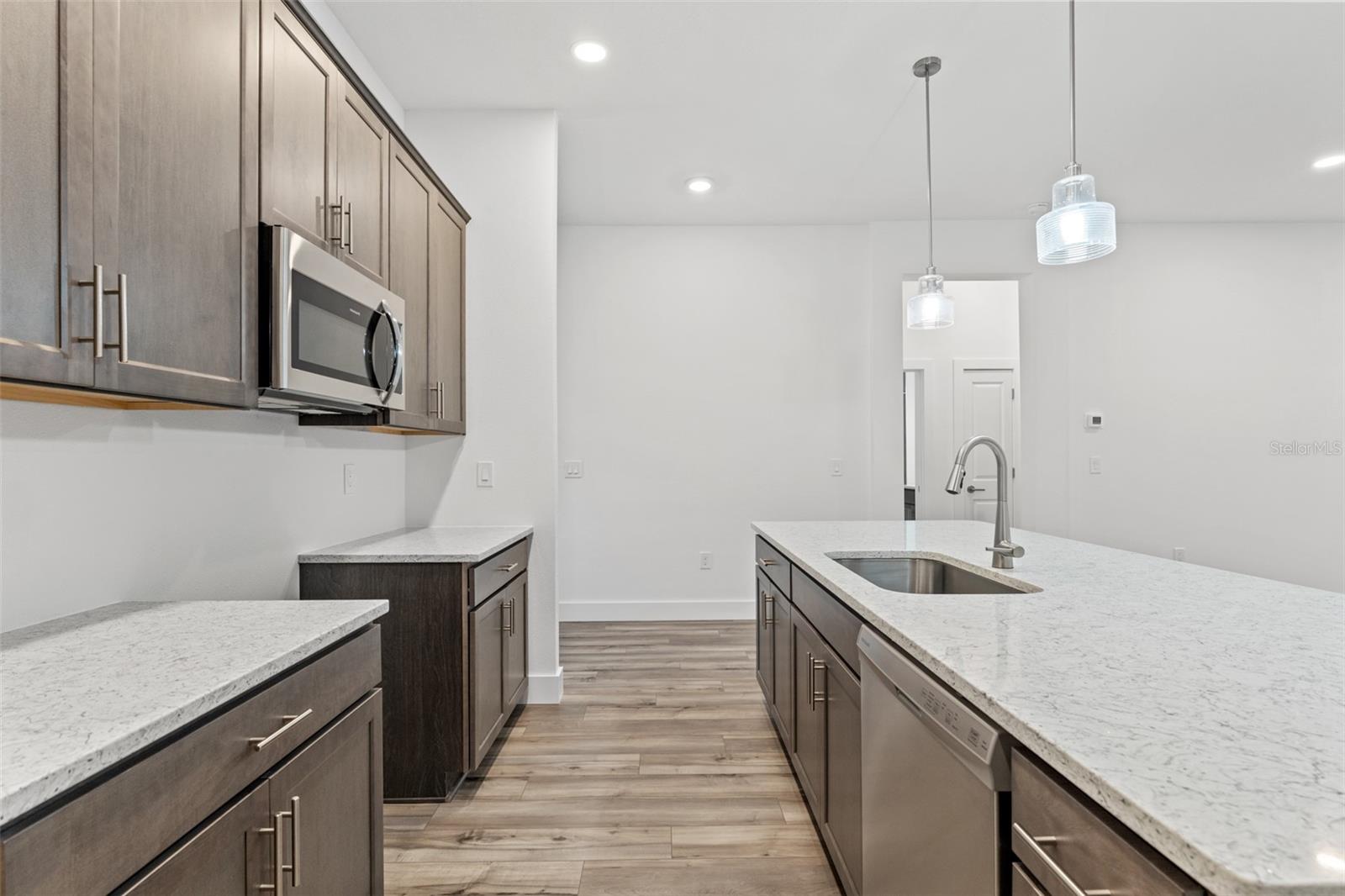 12484 POPLAR AVE, WEEKI WACHEE, FL, 34614