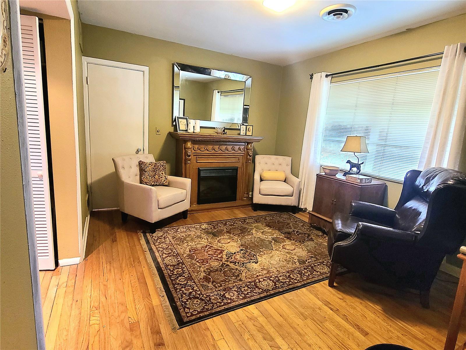 1040 SE 9TH AVE, OCALA, FL, 34471