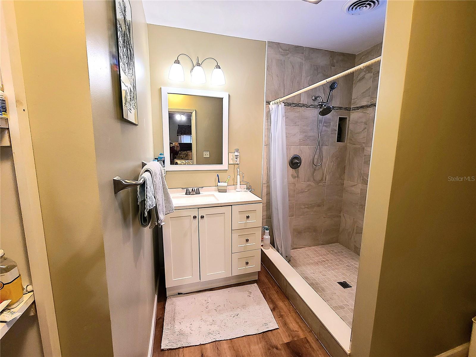 1040 SE 9TH AVE, OCALA, FL, 34471