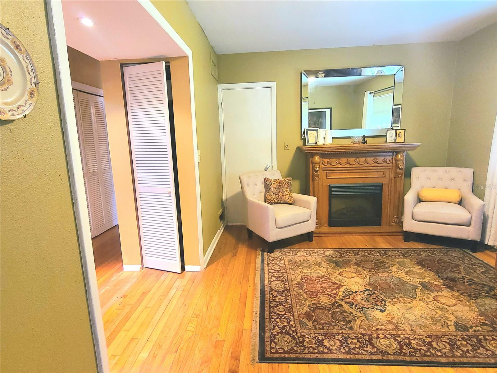 1040 SE 9TH AVE, OCALA, FL, 34471