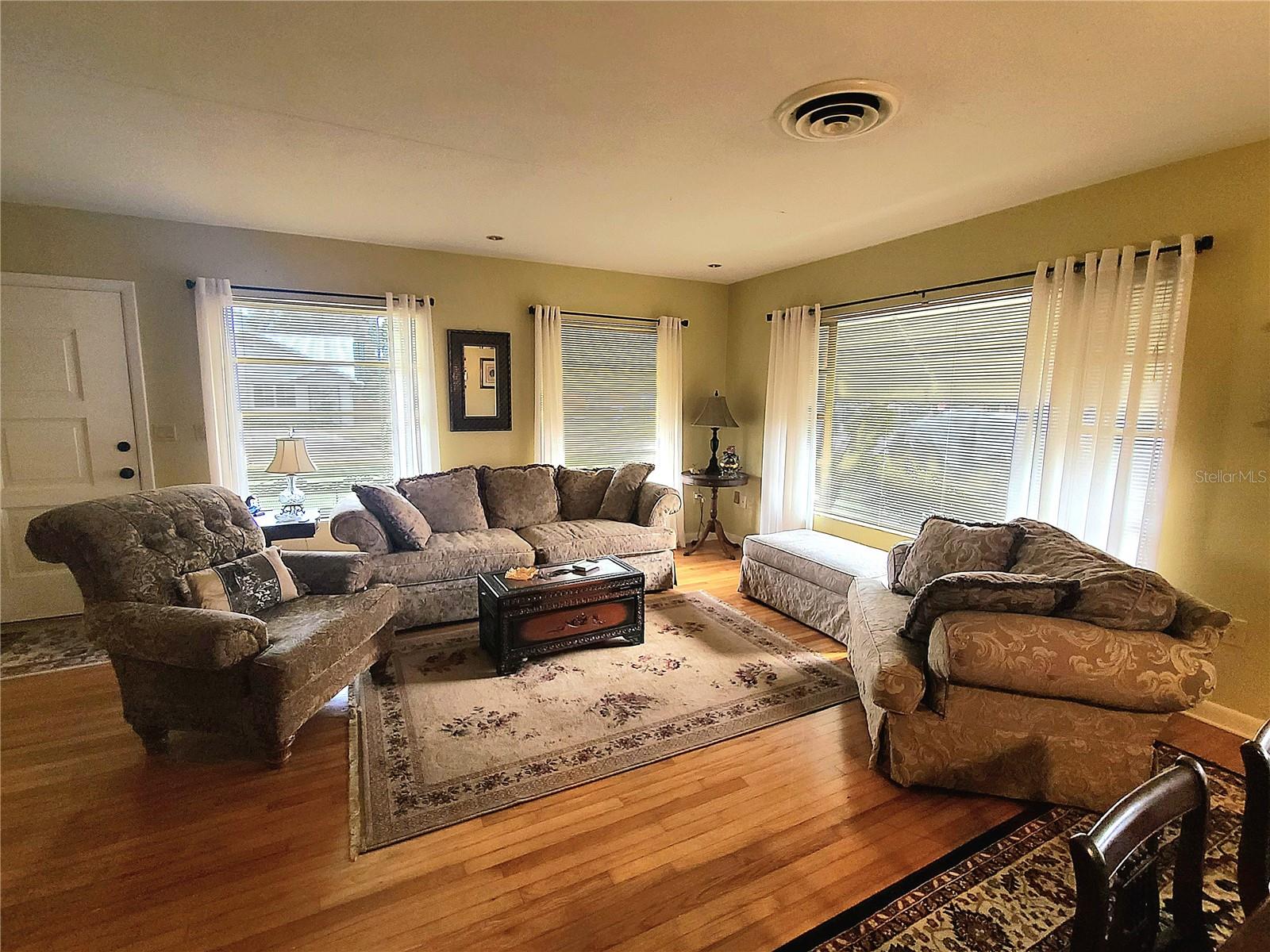 1040 SE 9TH AVE, OCALA, FL, 34471