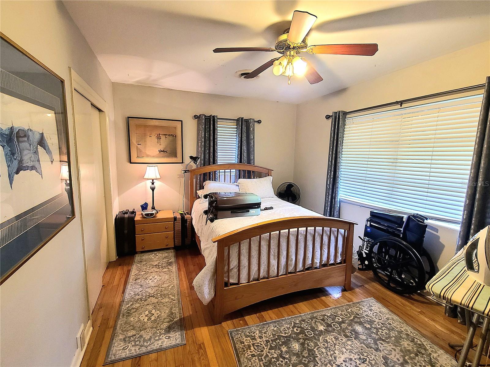 1040 SE 9TH AVE, OCALA, FL, 34471