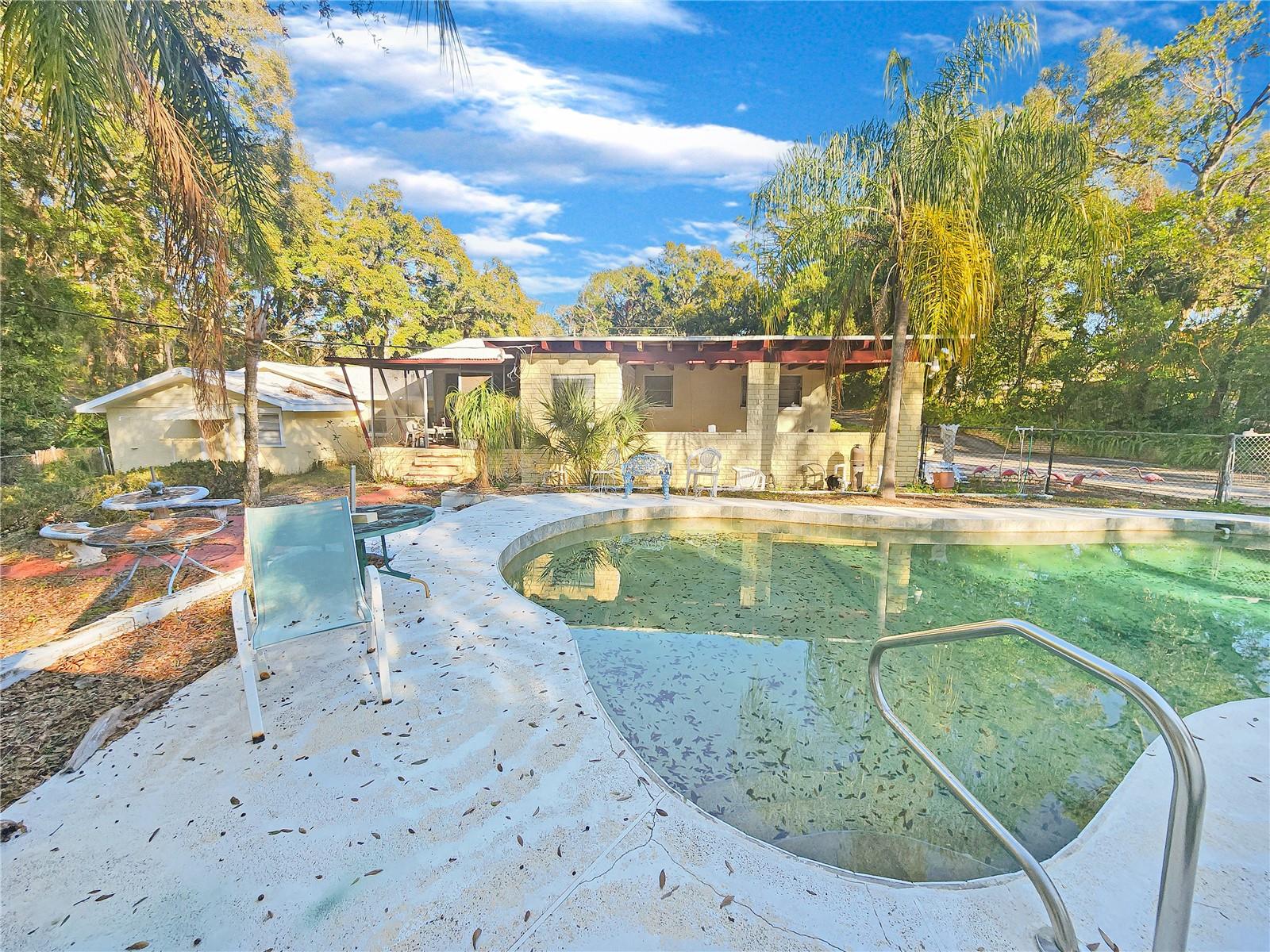5240 N POWERS DR, ORLANDO, FL, 32818
