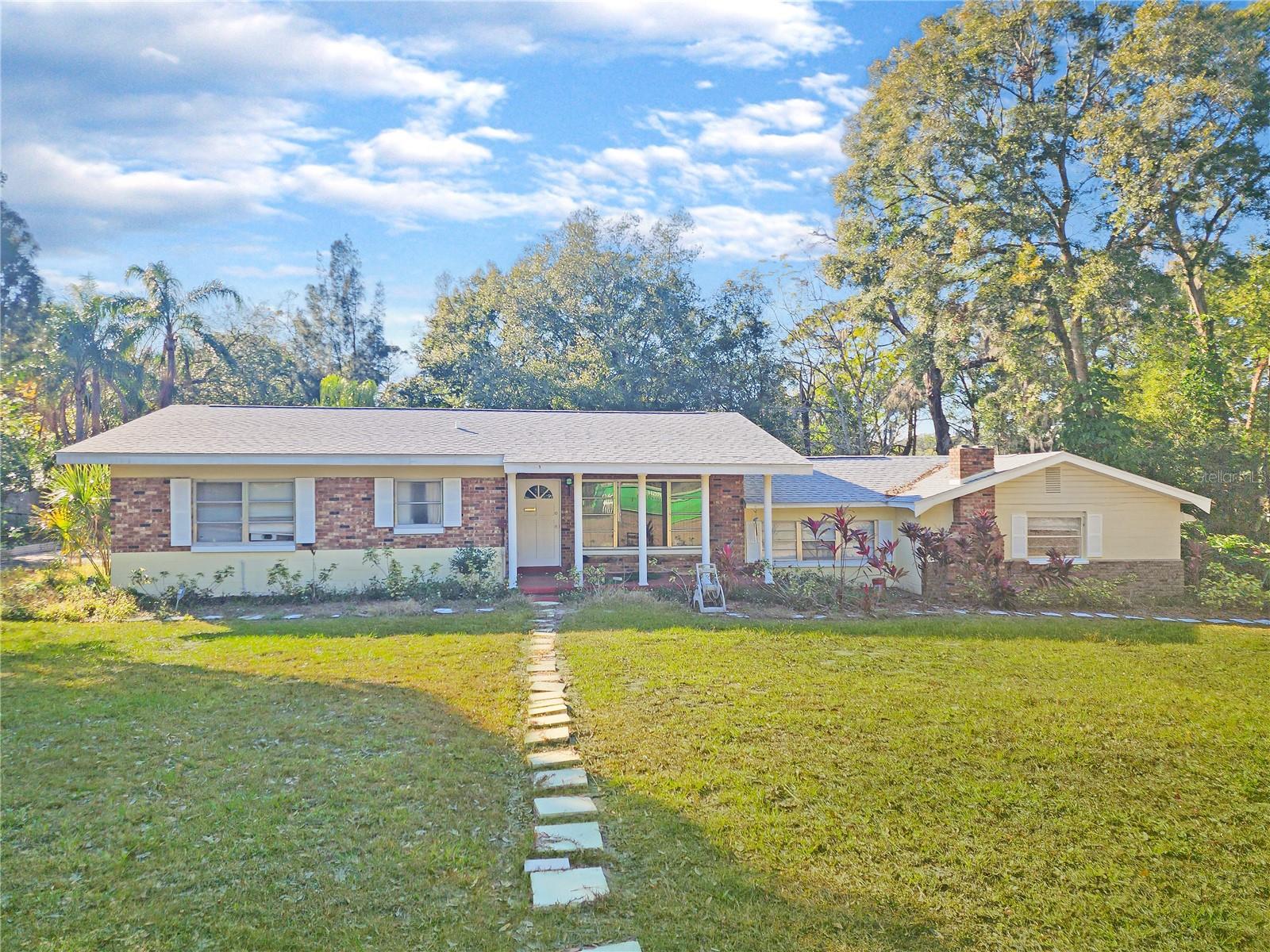 5240 N POWERS DR, ORLANDO, FL, 32818