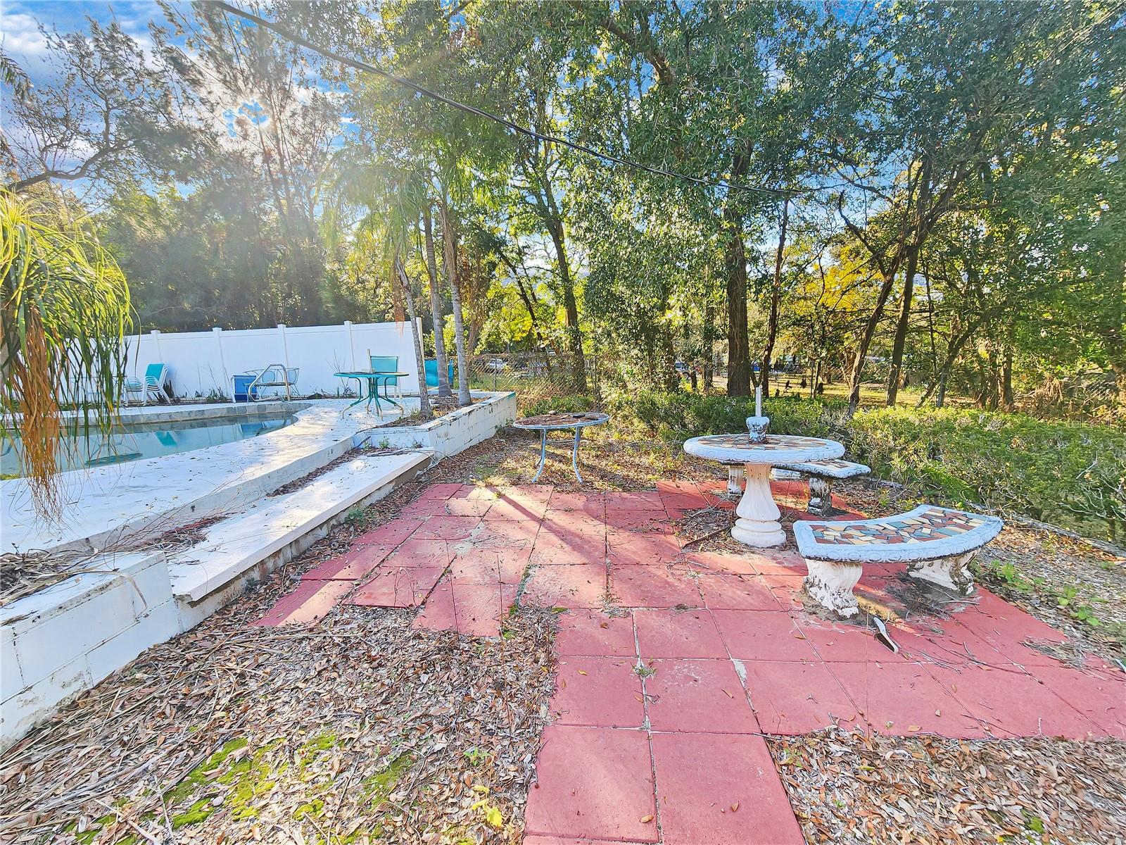 5240 N POWERS DR, ORLANDO, FL, 32818