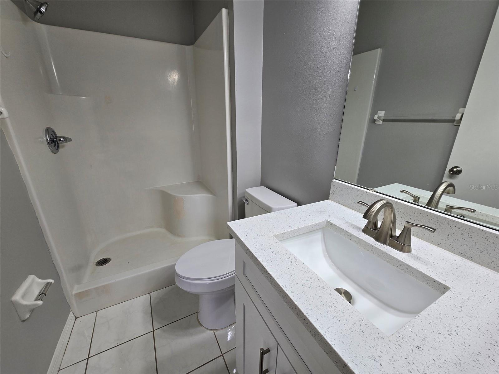 2703 LORRAINE DR, LEESBURG, FL, 34748