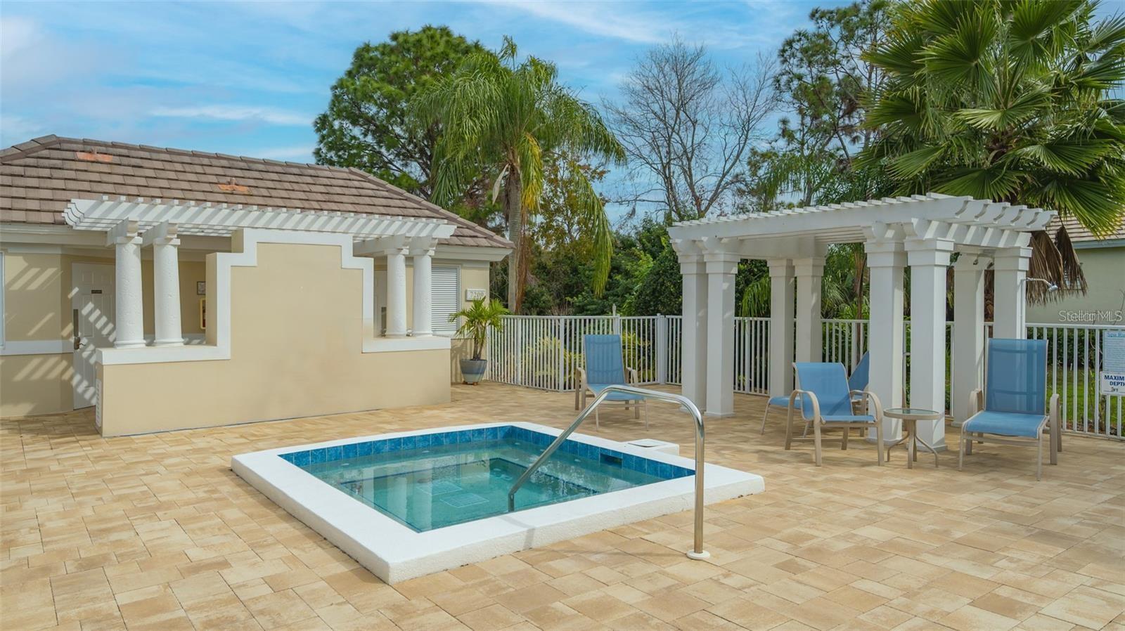 7220 KENSINGTON CT, UNIVERSITY PARK, FL, 34201