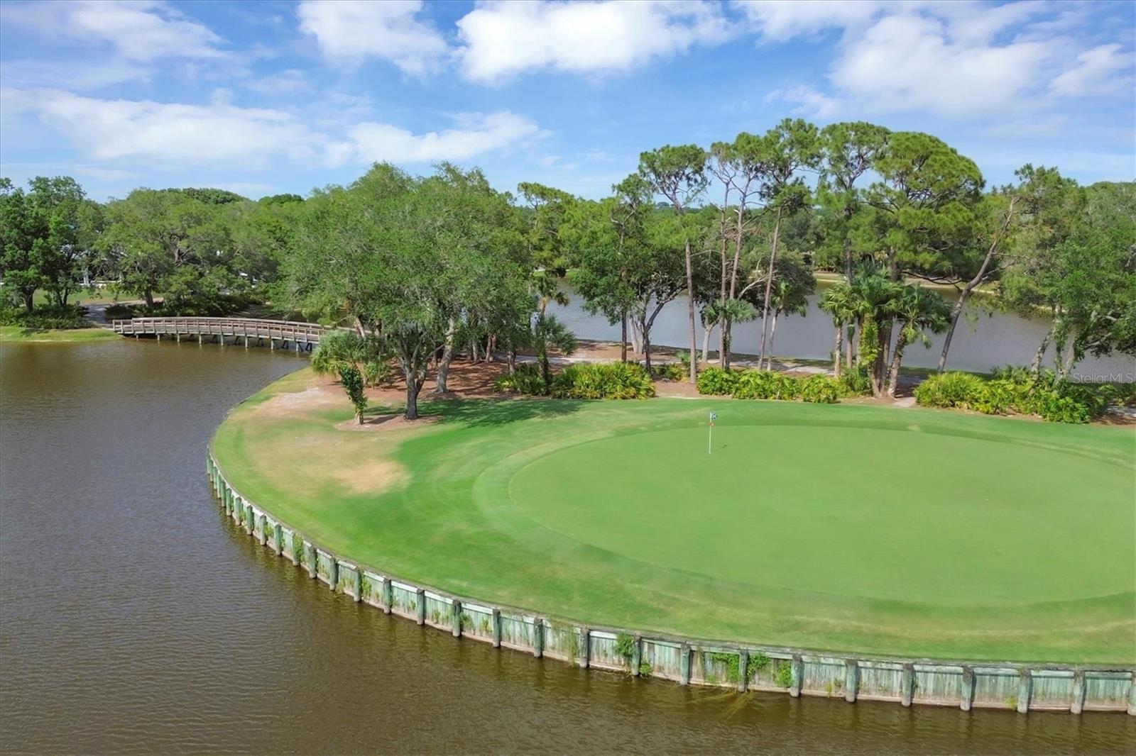 7220 KENSINGTON CT, UNIVERSITY PARK, FL, 34201