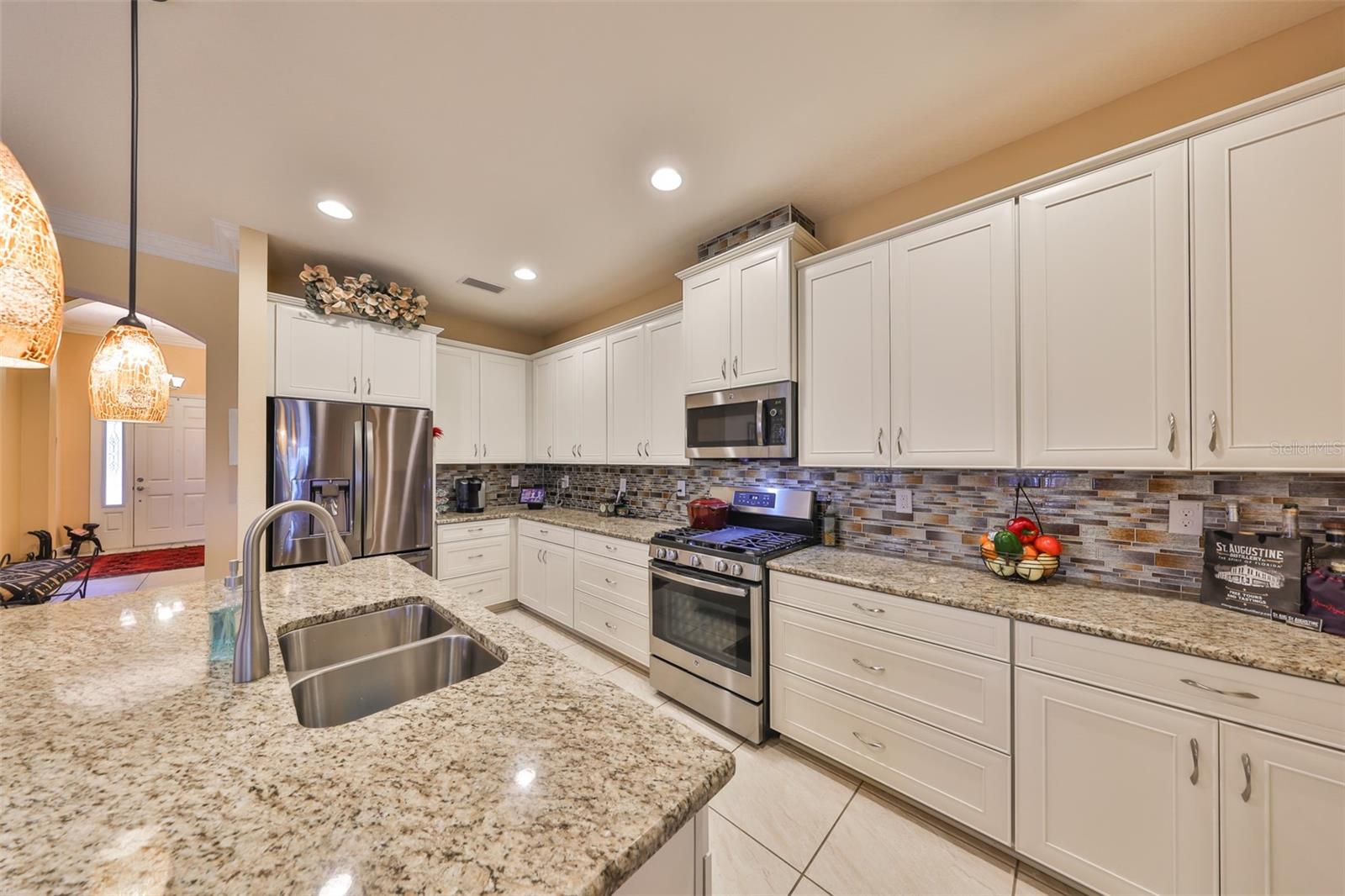 6217 COLMAR PL, APOLLO BEACH, FL, 33572