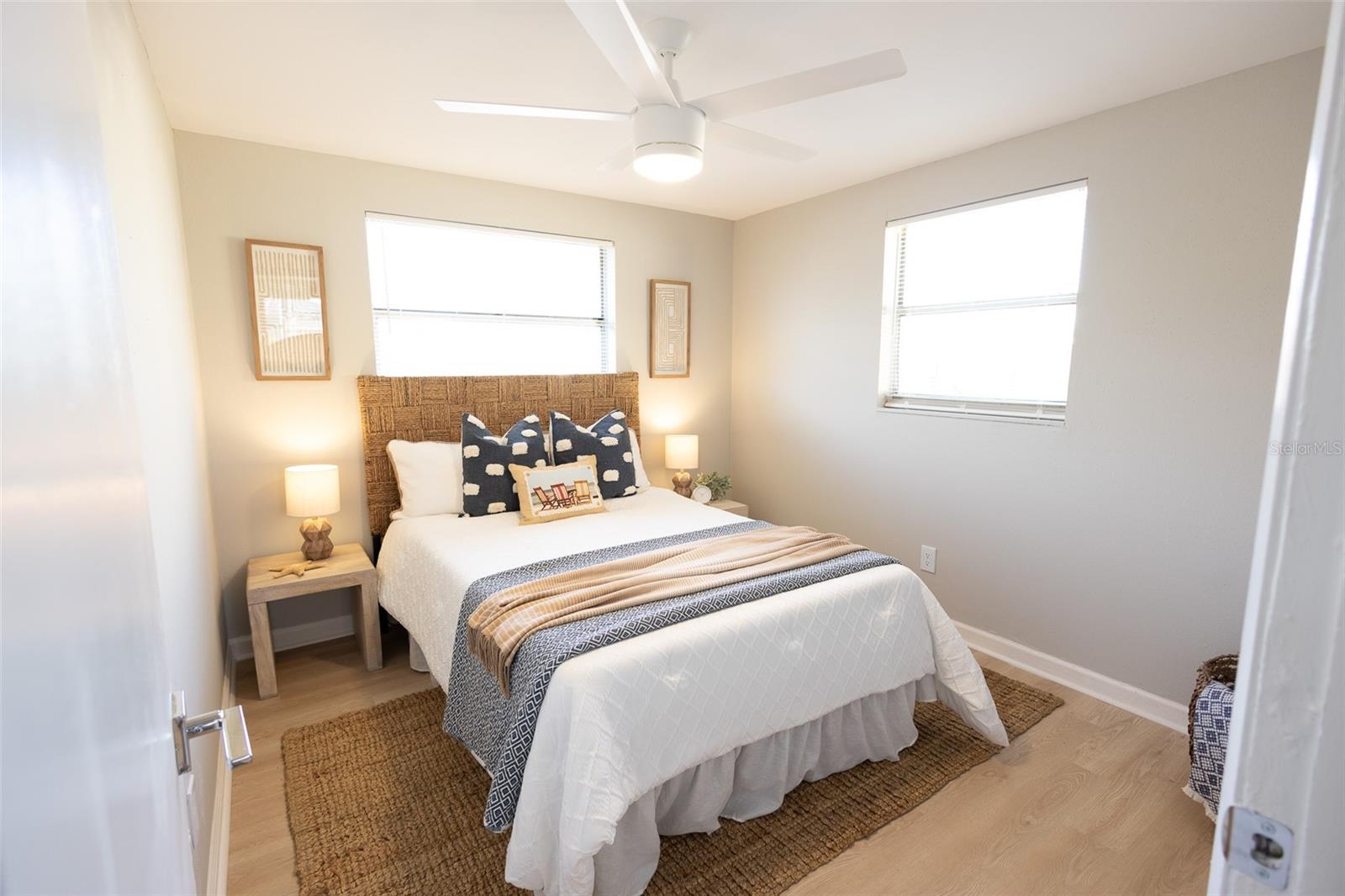 8452 MAGNOLIA DR, SEMINOLE, FL, 33777