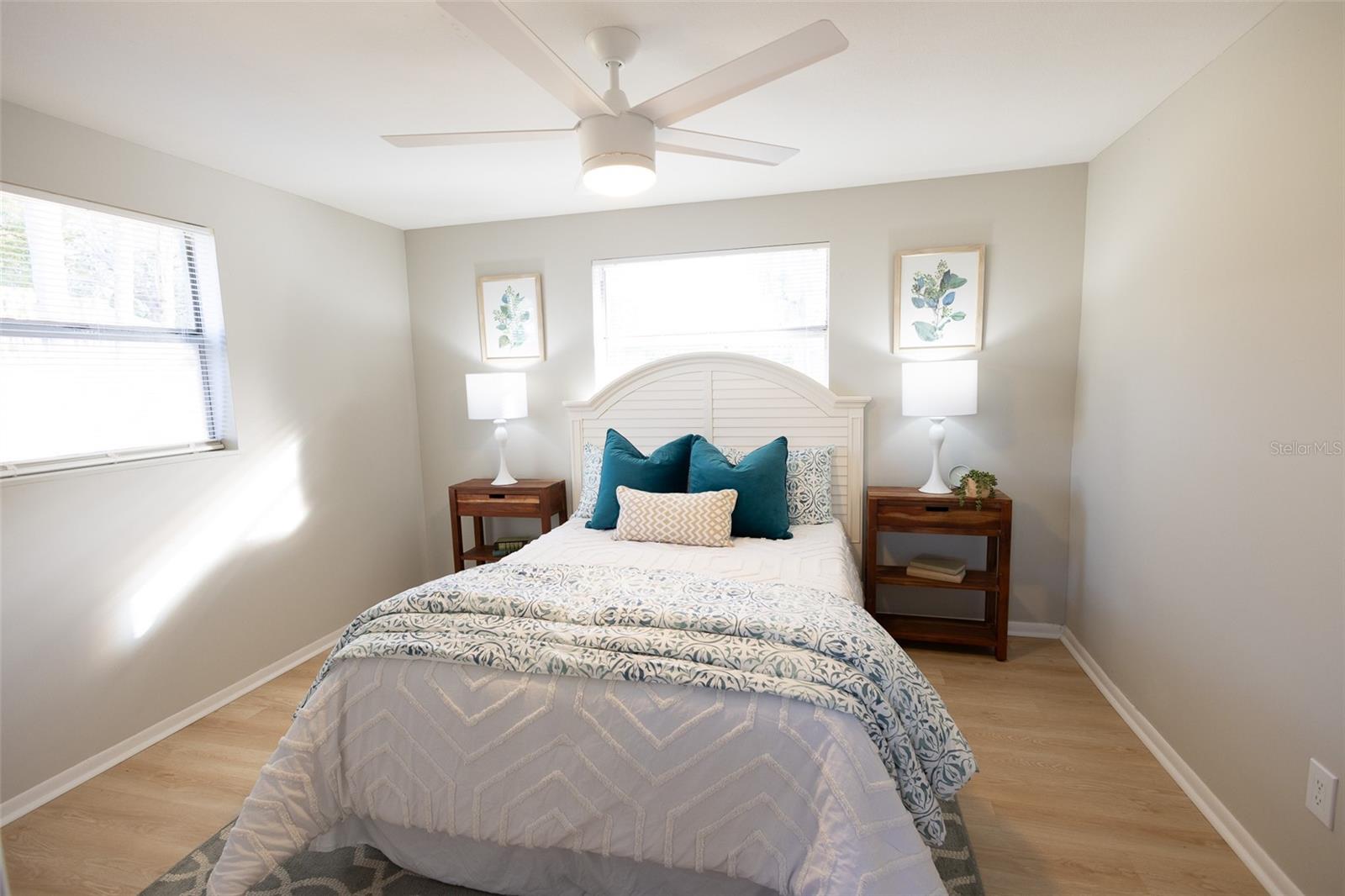 8452 MAGNOLIA DR, SEMINOLE, FL, 33777
