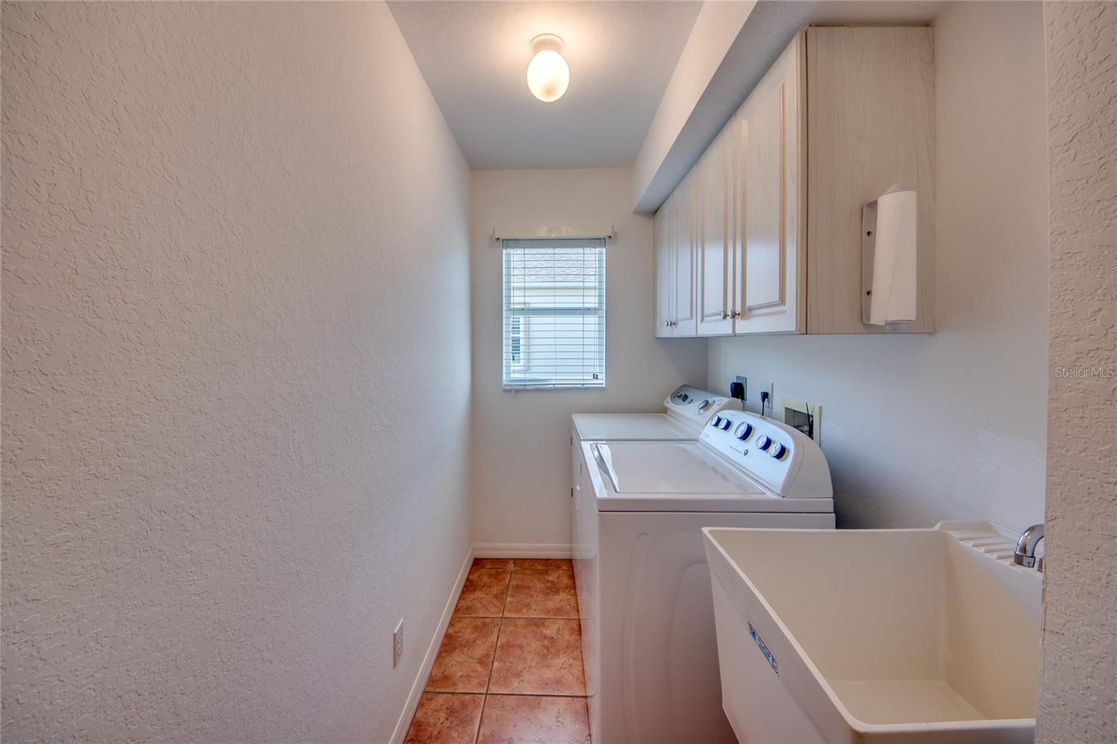 1722 SW 17TH ST, CAPE CORAL, FL, 33991