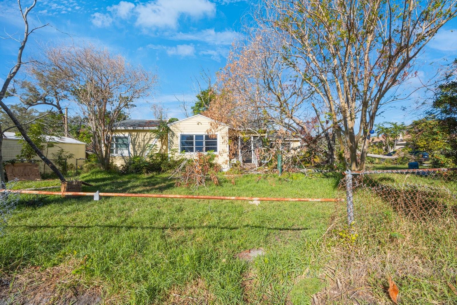 8474 TOBAY RD N, ST PETERSBURG, FL, 33702