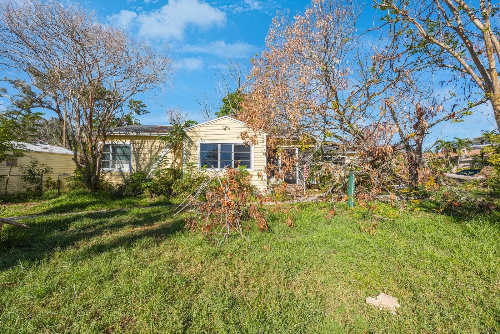 8474 TOBAY RD N, ST PETERSBURG, FL, 33702