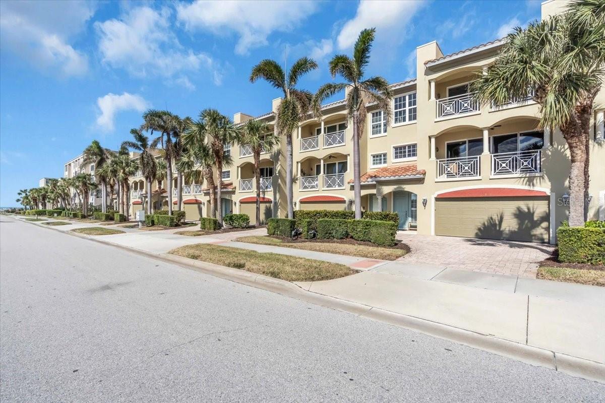 702 GRANADA AVE #7, VENICE, FL, 34285