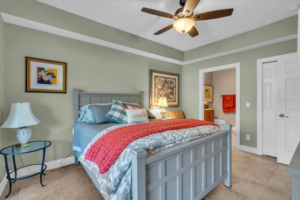 702 GRANADA AVE #7, VENICE, FL, 34285