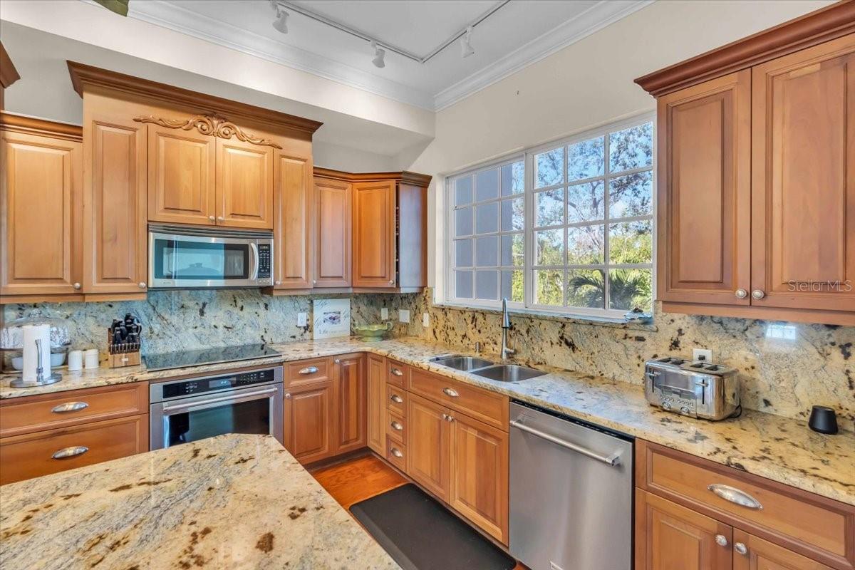 702 GRANADA AVE #7, VENICE, FL, 34285