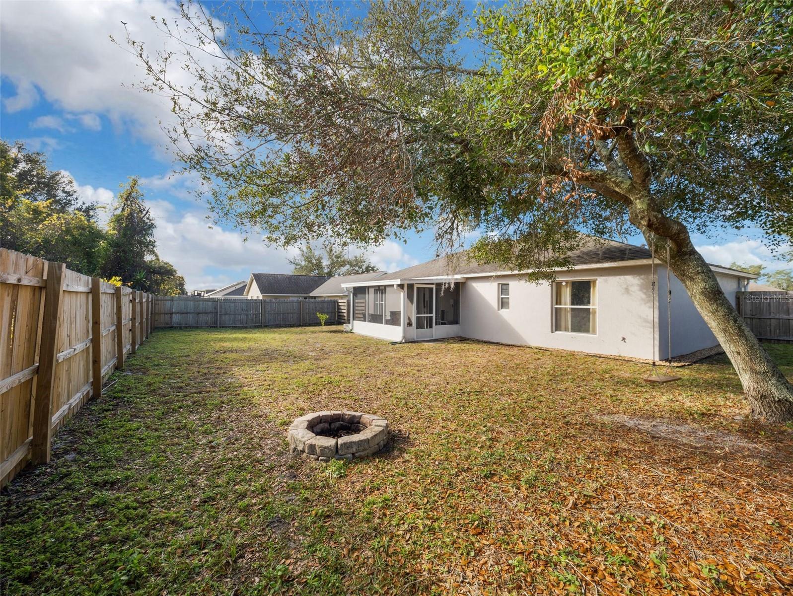 255 AUTUMN RIDGE RD, DELTONA, FL, 32725