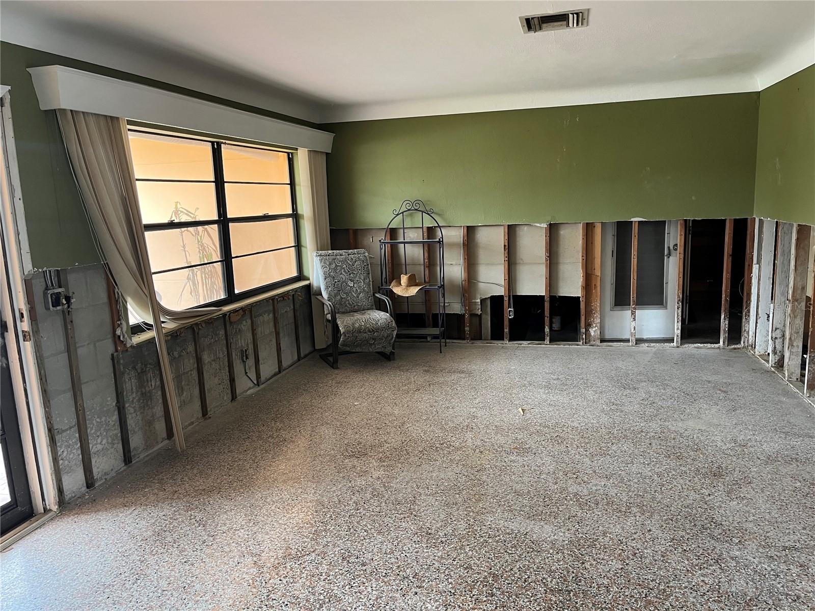 404 87TH AVE, ST PETE BEACH, FL, 33706