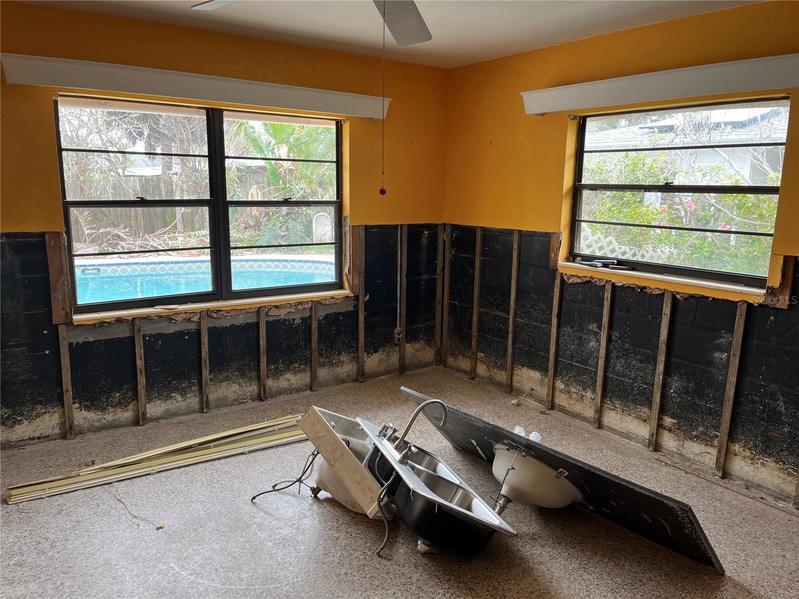 404 87TH AVE, ST PETE BEACH, FL, 33706