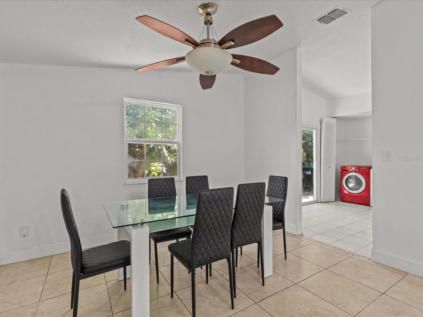 7852 MURCOTT CIR, ORLANDO, FL, 32835