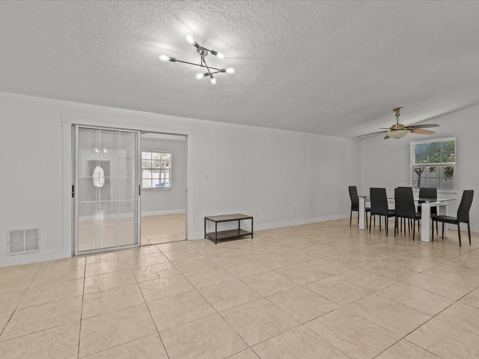 7852 MURCOTT CIR, ORLANDO, FL, 32835