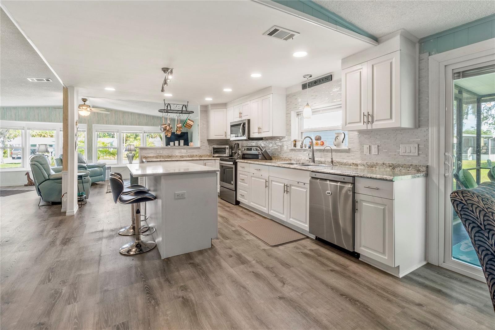 155 EGRET CIR, ELLENTON, FL, 34222