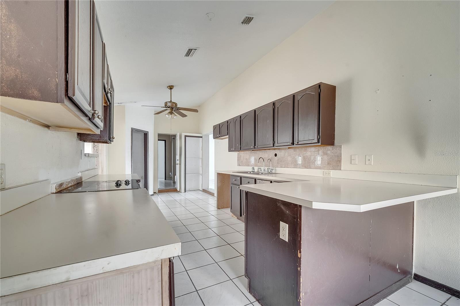2650 HILLIARD CT, KISSIMMEE, FL, 34744