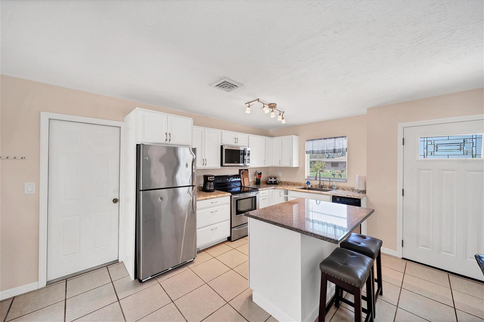 881 POLARIS RD, VENICE, FL, 34293